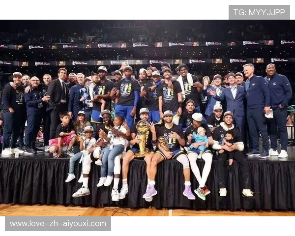 勇士队内氛围分析：战术与文化的微妙博弈