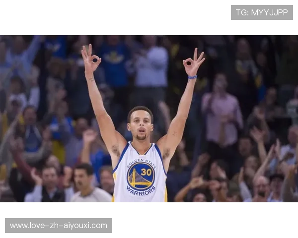 库里关键三分,勇士收编全场节奏 库里关键三分,勇士收编全场节奏