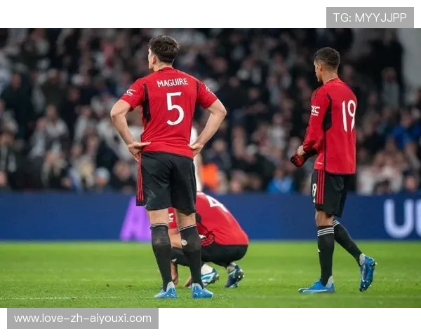 曼联新项目太多?球迷:你们压力比球队大 曼联新项目太多?球迷:你们压力比球队大